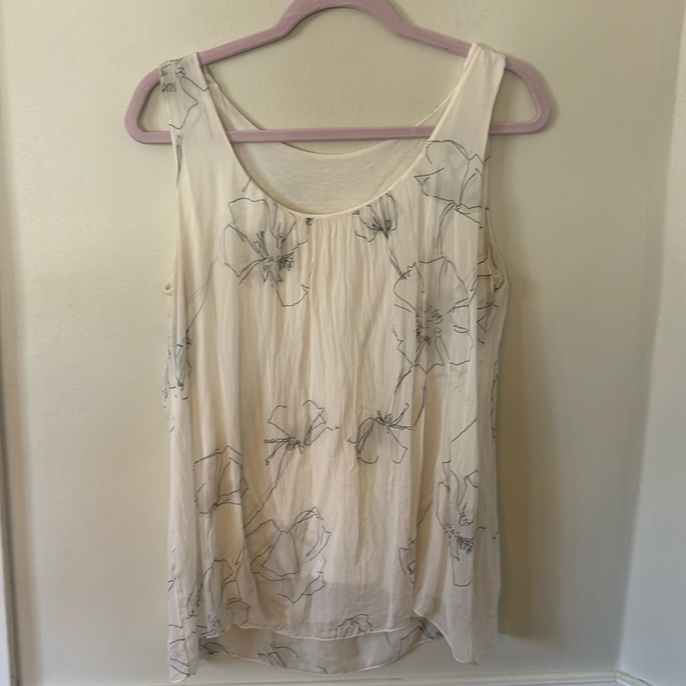 Flowy silk floral print shell, lined with viscose jersey knit - made in Italy